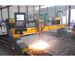 数控自动化的等离子切割机